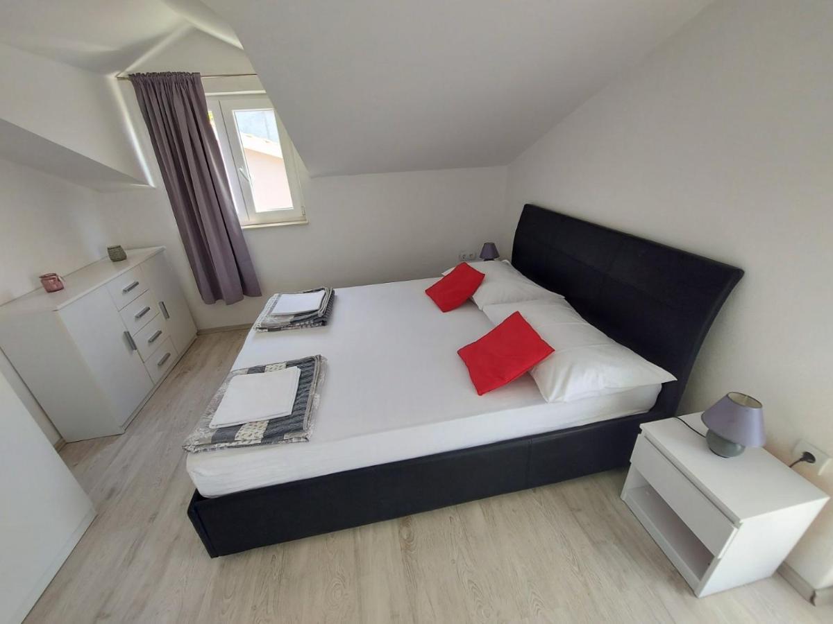 Apartments Durda Sibenik Luaran gambar